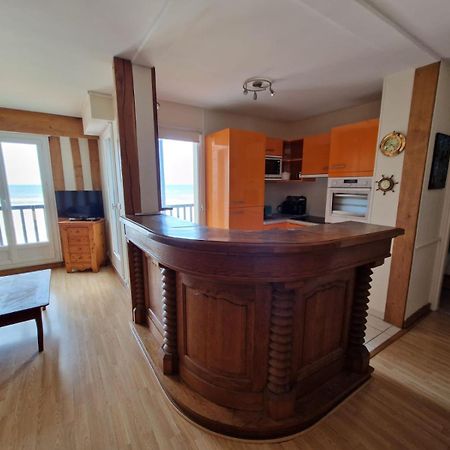 Appartement Vue Mer Кабур Экстерьер фото
