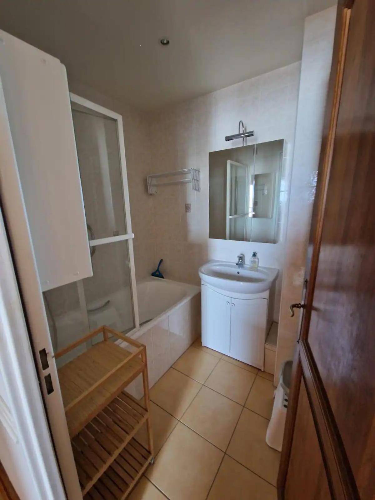 Appartement Vue Mer Кабур Экстерьер фото